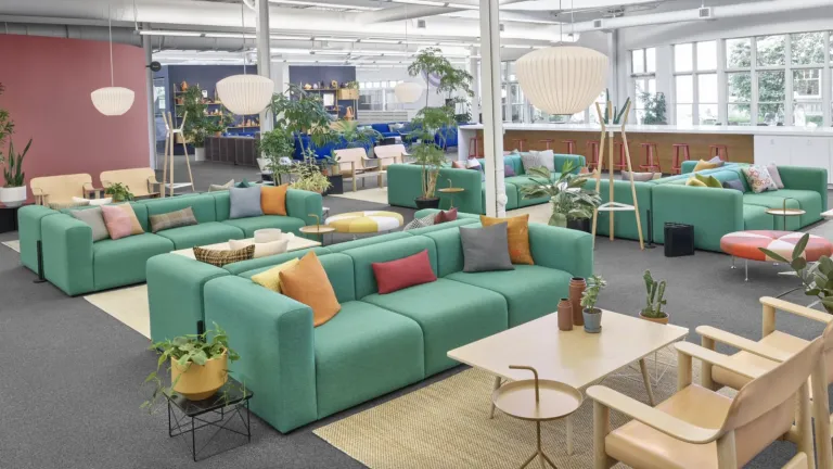 Herman Miller Design Yard chuyển đổi